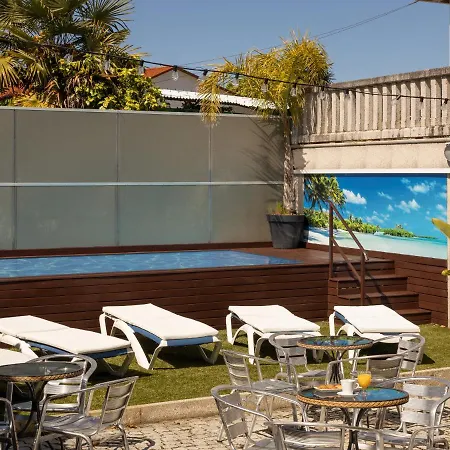 Rosalia De Castro 2* بويو