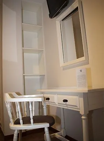 Rosalia De Castro 2*