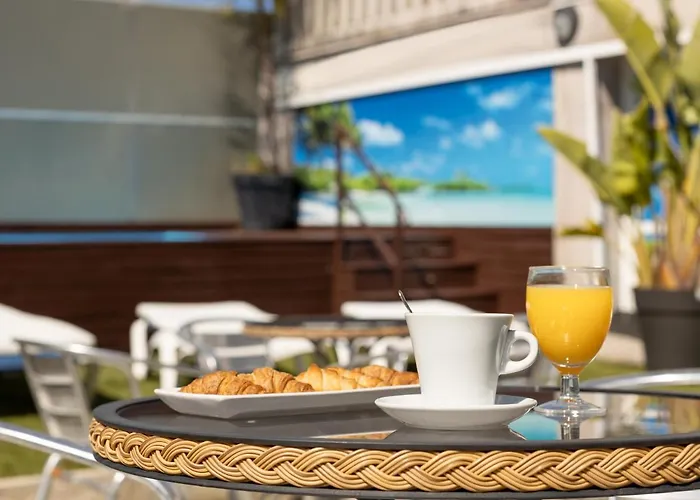 Rosalia De Castro 2*