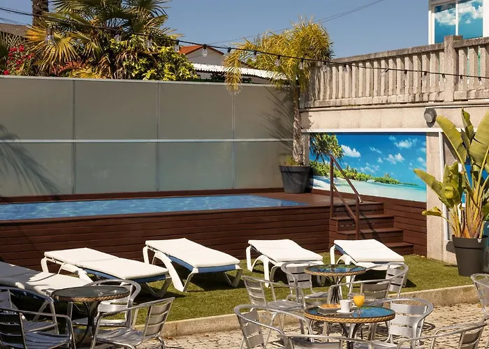 Rosalia De Castro 2* بويو