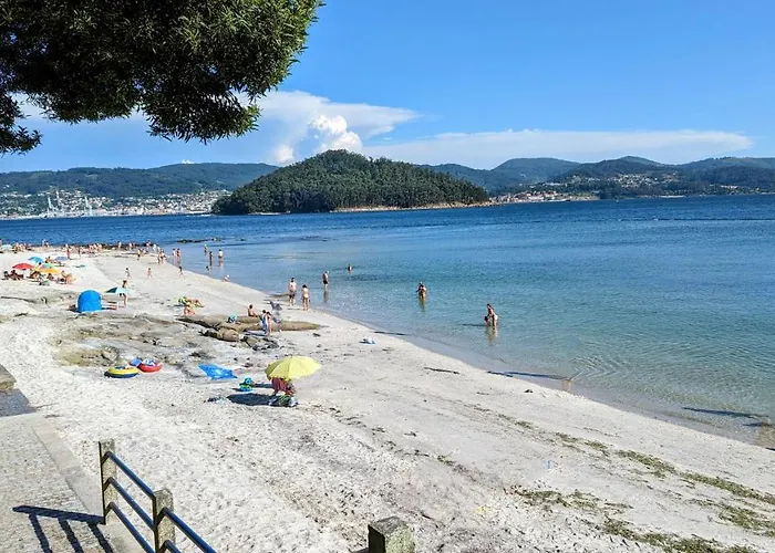 Rosalia De Castro מלון