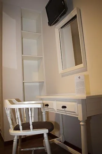 Rosalia De Castro 2*